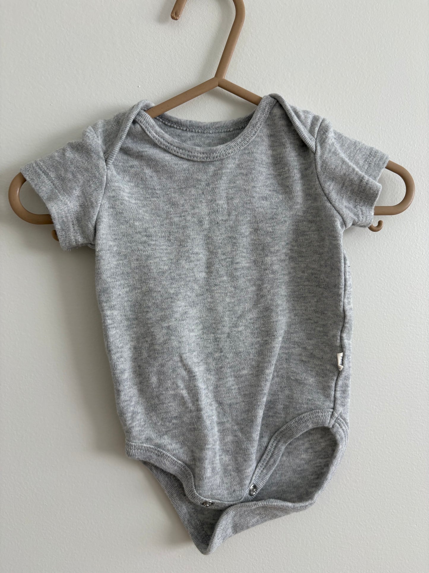 Onesie | 4-Pack | Newborn