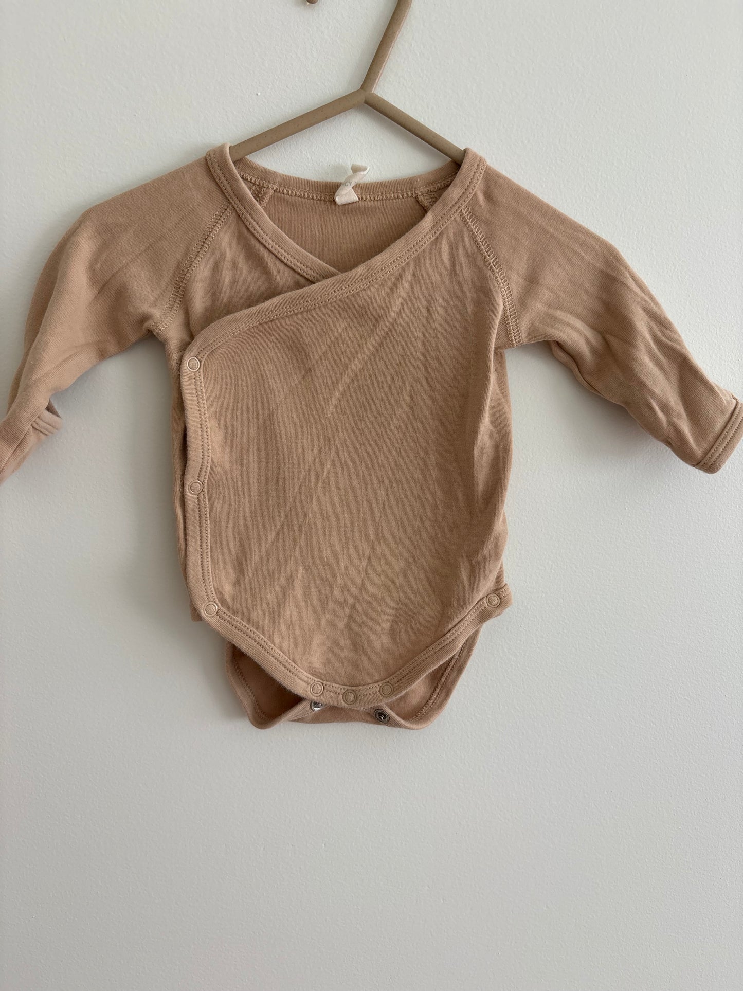 Onesie | Beige | Newborn
