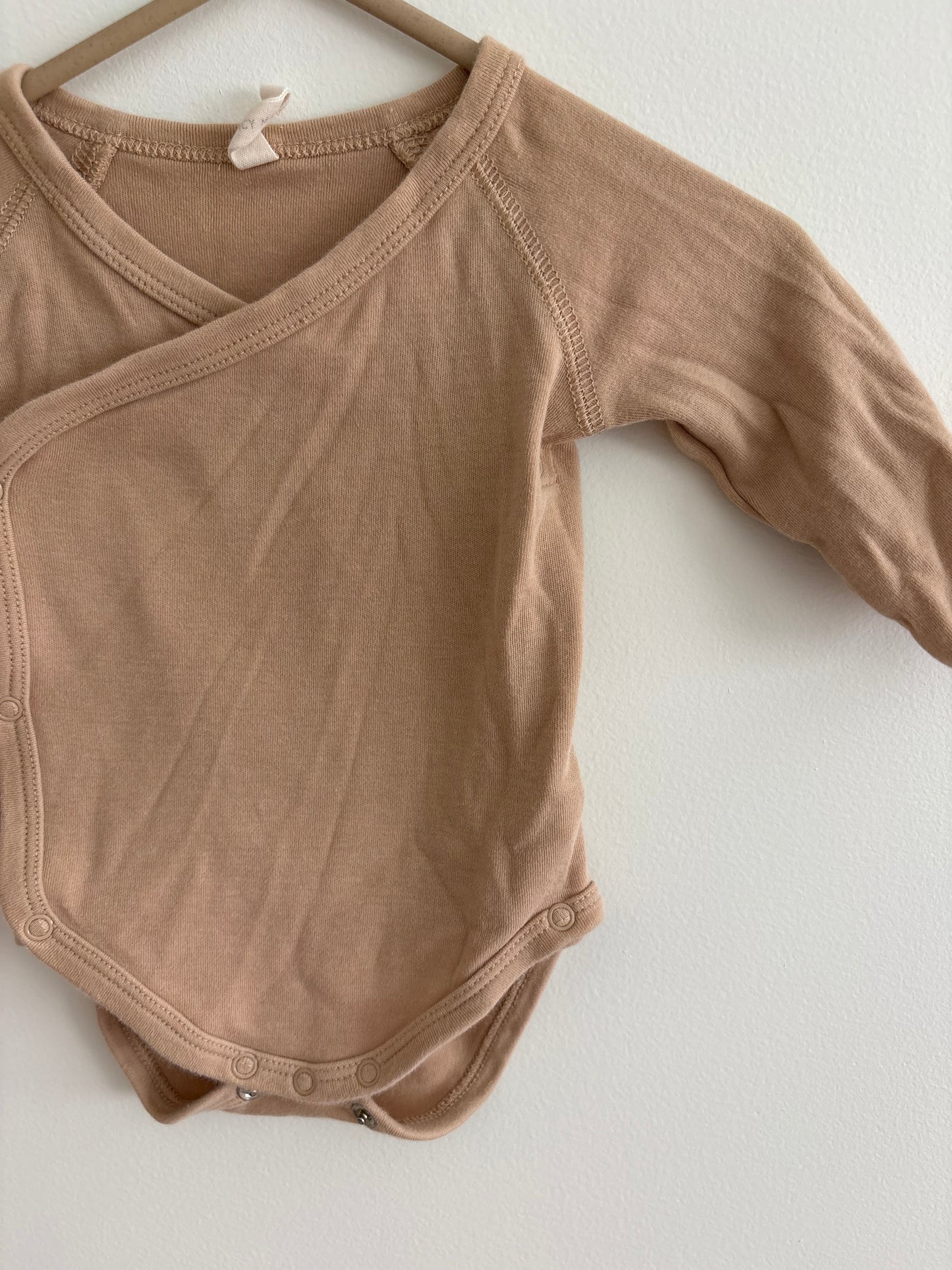 Onesie | Beige | Newborn