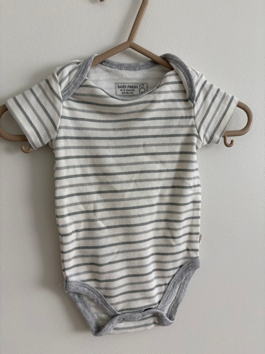 Onesie | 4-Pack | Newborn