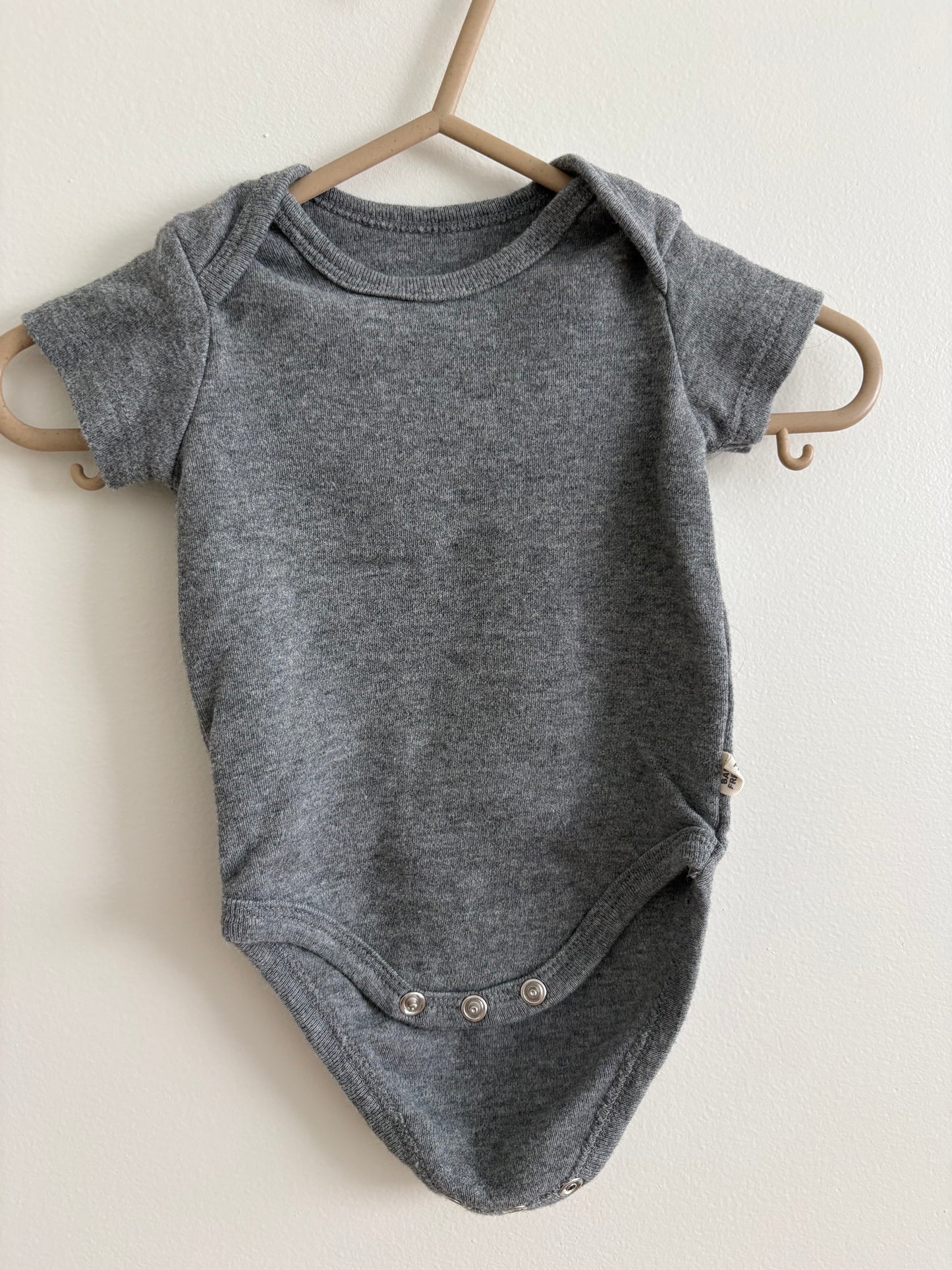 Onesie | 4-Pack | Newborn