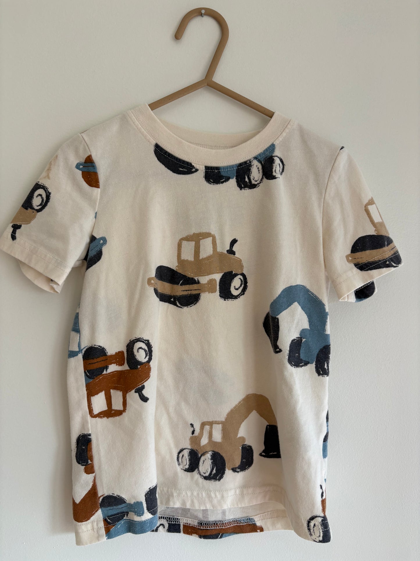 T-Shirt | Beige Trucks | 4T